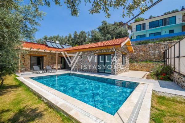 Villa Family Faralya, Muğla Fethiye Bölgesinde 4 Kişilik Villa