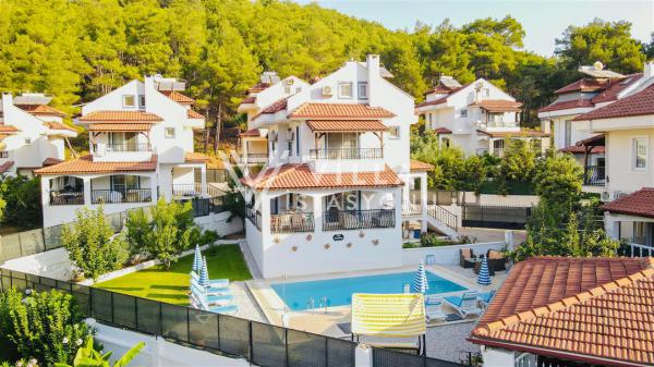 Villa Sunday Ölüdeniz, Muğla Fethiye Bölgesinde 6 Kişilik Villa