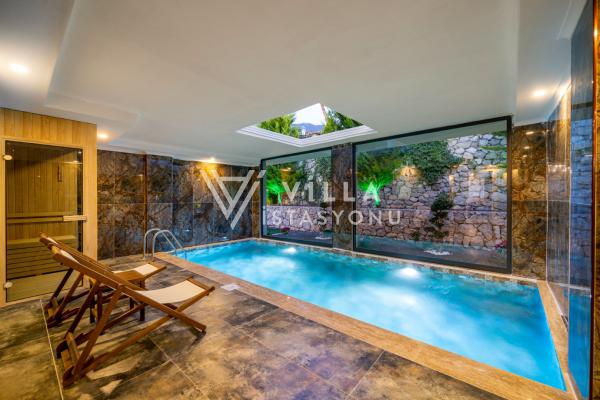 Kapalı Havuzlu Villalar
