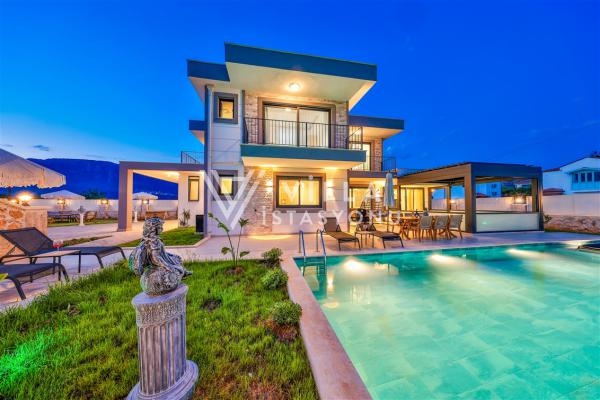 Villa Derin Çukurbağ, Antalya Kaş Bölgesinde 8 Kişilik Villa